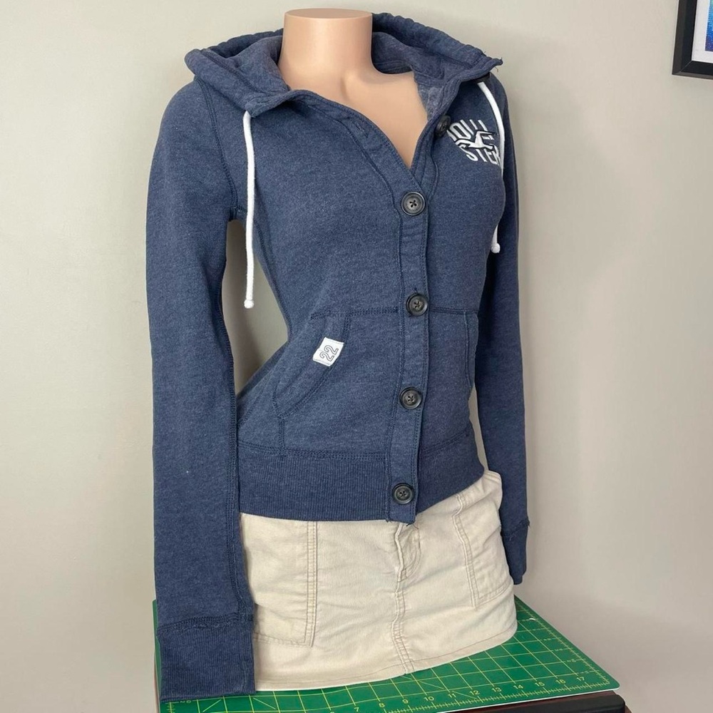 Vintage 2000s hollister hoodie 🤍 - Picture 3 of 6